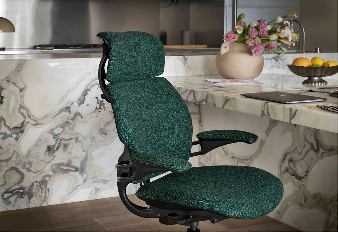 Freedom Headrest in Kvadrat Vanir textile with Graphite Frame